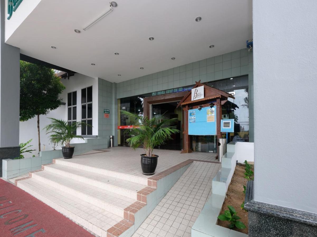 Oyo 749 Bukit Bendera Resort Mentekab Luaran gambar